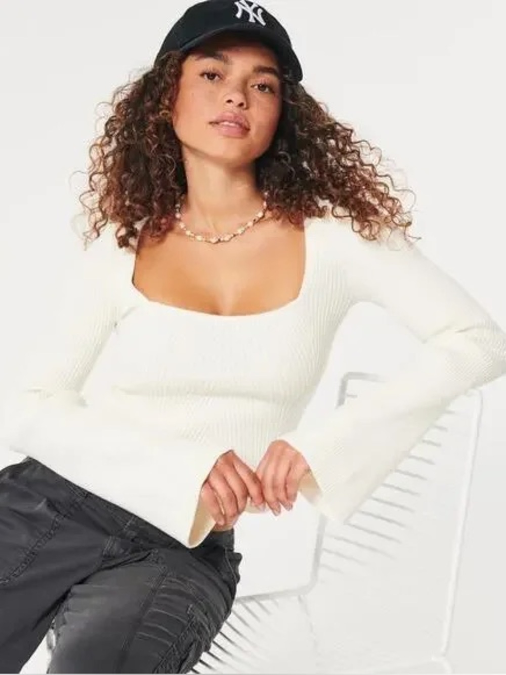 Hollister Square Neck Ribbed Bell Sleeve Babydoll Y2K Knit Top Sweater XS Cream - Picture 2 of 10